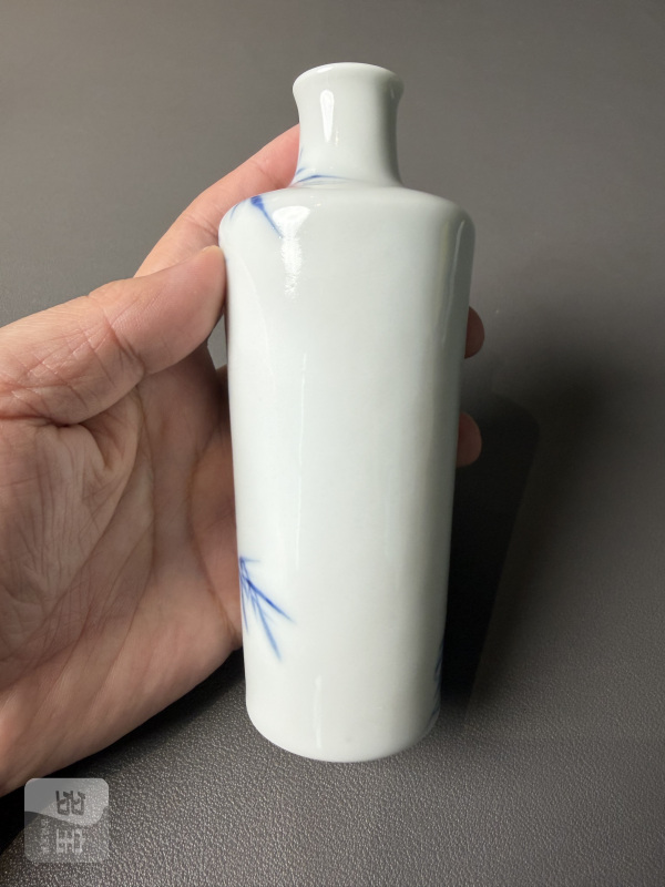 民国 王步风格青花花鸟图瓶两件 - 图13